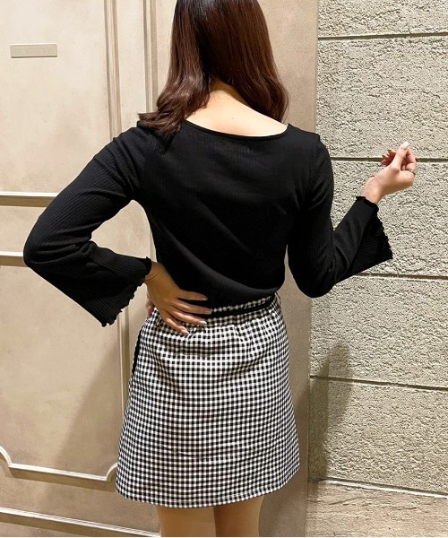 apres jour（アプレジュール）の「ハートネック針抜きトップス【ZOZOTOWN限定アイテム】（Tシャツ/カットソー・レディース・ラベンダー/ブラック/アイボリー/モカ/サックスブルー・フリー/X-LARGE）」の8枚目の写真