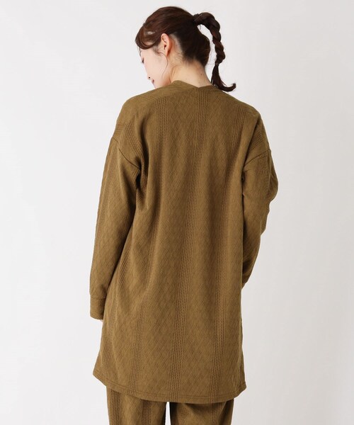 pink adobe(ピンクアドベ)の「◆【M-LL】ふくれジャカードトッパーカーディガン(カーディガン/ボレロ・レディース・ダークブラウン/アイボリー/キャメル・40/38/42)」の9枚目の写真