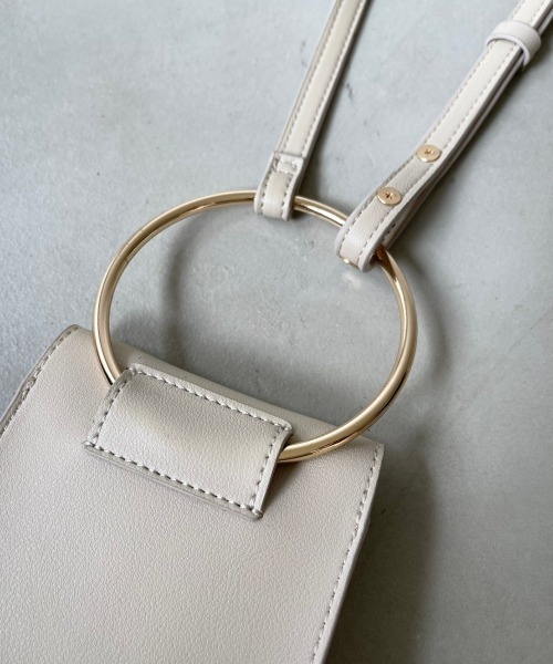 NEUNA(ヌナ)の「組み合わせショルダーバッグモバイルケースiphoneケース(ショルダーバッグ・レディース・ブラック/ベージュ/アイボリー・FREE)」の8枚目の写真