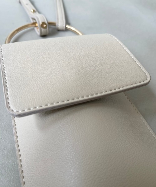 NEUNA(ヌナ)の「組み合わせショルダーバッグモバイルケースiphoneケース(ショルダーバッグ・レディース・ブラック/ベージュ/アイボリー・FREE)」の6枚目の写真