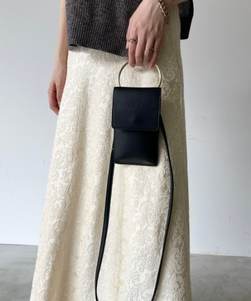 NEUNA(ヌナ)の「組み合わせショルダーバッグモバイルケースiphoneケース(ショルダーバッグ・レディース・ブラック/ベージュ/アイボリー・FREE)」の15枚目の写真