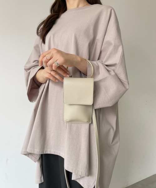 NEUNA(ヌナ)の「組み合わせショルダーバッグモバイルケースiphoneケース(ショルダーバッグ・レディース・ブラック/ベージュ/アイボリー・FREE)」の4枚目の写真