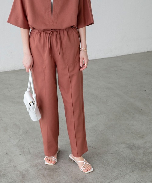 BONLECILL（ボンルシール）の「リネンライク センタータックイージーパンツ（スラックス・レディース・ブラウン/バーガンディー/アイボリー・FREE）」の3枚目の写真