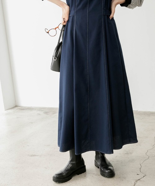 BONLECILL(ボンルシール)の「サイドベルト付きジャンスカワンピース(ジャンパースカート・レディース・ネイビー/アイボリー・FREE)」の18枚目の写真