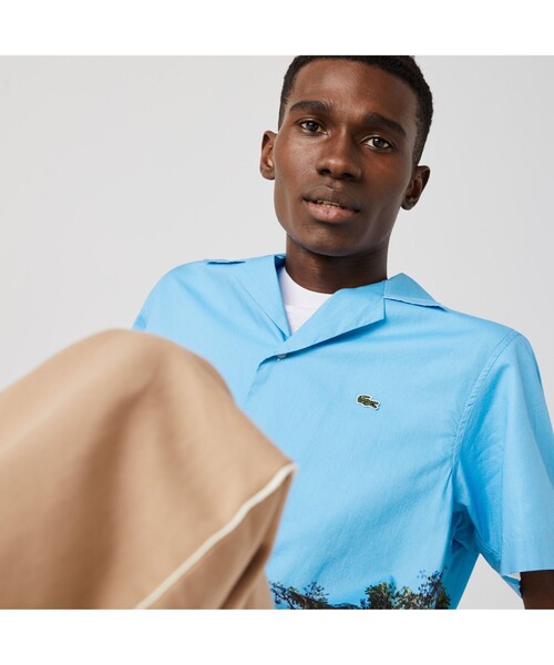 LACOSTE(ラコステ)の「ランドスケープグラフィックオープンネックシャツ(シャツ/ブラウス・メンズ・スカイブルー/ライトブルー/ピンク・38/39/41/40)」の4枚目の写真
