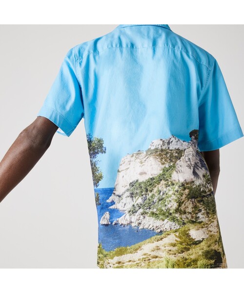 LACOSTE(ラコステ)の「ランドスケープグラフィックオープンネックシャツ(シャツ/ブラウス・メンズ・スカイブルー/ライトブルー/ピンク・38/39/41/40)」の8枚目の写真
