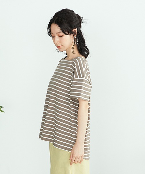 ONIGIRI（オニギリ）の「〈オーガニックコットン〉バックスリットボーダー半袖Ｔシャツ（Tシャツ/カットソー・レディース・ホワイト/ブラウン/ターコイズブルー・FREE）」の11枚目の写真