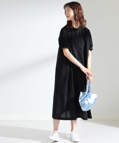 Ray BEAMS(レイビームス)の「Ray BEAMS / パフ スリーブ ボリューム ワンピース(ワンピース・レディース・レッド/ケリー/ブラック・ONE SIZE)」の5枚目の写真