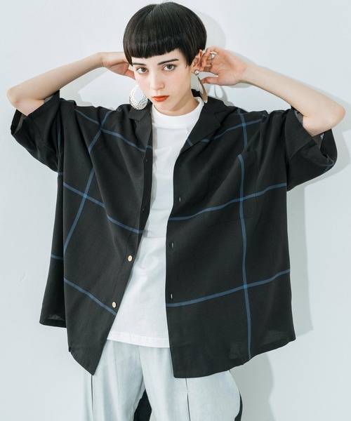 Ressaca（レサーカ）の「オーバーサイズ レーヨン アロハシャツ 総柄 オープンカラーシャツ（シャツ/ブラウス・メンズ・ベージュ/ホワイト系/ベージュ系/ブラック/その他1/ブラック系2/ホワイト/その他/ブラック系1/ブルー/ブラック系/ブルー系/ホワイト系1・M/L）」の6枚目の写真