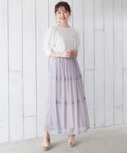 ASTORIA ODIER(アストリアオディール)の「シルクサテン刺繍使いブラウス(シャツ/ブラウス・レディース・ベージュ/ブルー/ホワイト・MEDIUM)」の12枚目の写真