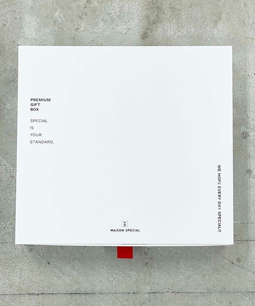 MAISON SPECIAL（メゾンスペシャル）の「《ユニセックスアイテム》【PREMIUM GIFT BOX TEE】カネマサ莫大小ハイゲージインレー裏毛オーバーサイズTシャツ 【MAISON SPECIAL/メゾンスペシャル】（Tシャツ/カットソー・メンズ・ブラック/オフホワイト・0/2/1）」の9枚目の写真
