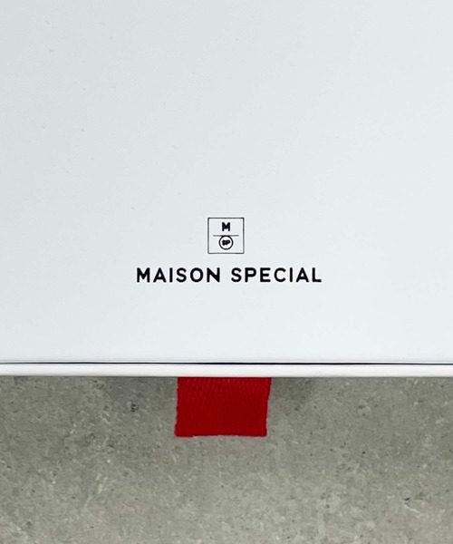 MAISON SPECIAL（メゾンスペシャル）の「《ユニセックスアイテム》【PREMIUM GIFT BOX TEE】カネマサ莫大小ハイゲージインレー裏毛オーバーサイズTシャツ 【MAISON SPECIAL/メゾンスペシャル】（Tシャツ/カットソー・メンズ・ブラック/オフホワイト・0/2/1）」の12枚目の写真