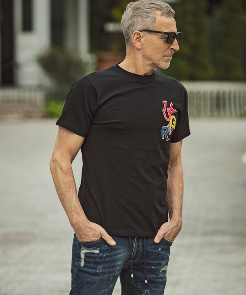 1piu1uguale3 RELAX(ウノピュウノウグァーレトレリラックス)の「【別注】1PIU1UGUALE3 RELAX/ウノピゥ ウノ ウグァーレ トレ リラックス/サガラ刺繍 Tシャツ(Tシャツ/カットソー・メンズ・ホワイト/ブラック・SMALL/MEDIUM/LARGE/X-LARGE/XX-LARGE)」の3枚目の写真