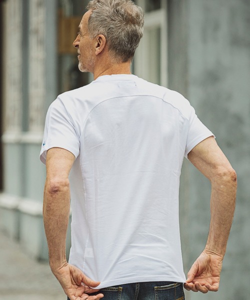 1piu1uguale3 RELAX(ウノピュウノウグァーレトレリラックス)の「【別注】1PIU1UGUALE3 RELAX/ウノピゥ ウノ ウグァーレ トレ リラックス/サガラ刺繍 Tシャツ(Tシャツ/カットソー・メンズ・ホワイト/ブラック・SMALL/MEDIUM/LARGE/X-LARGE/XX-LARGE)」の12枚目の写真