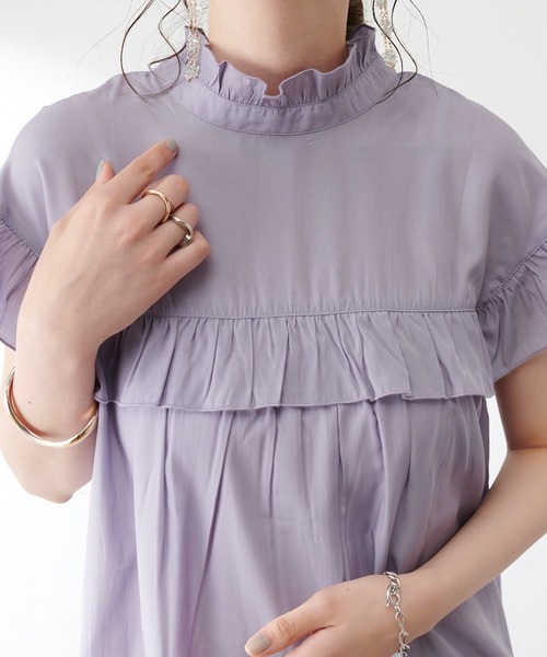 半袖ダブルフリルデザインブラウス