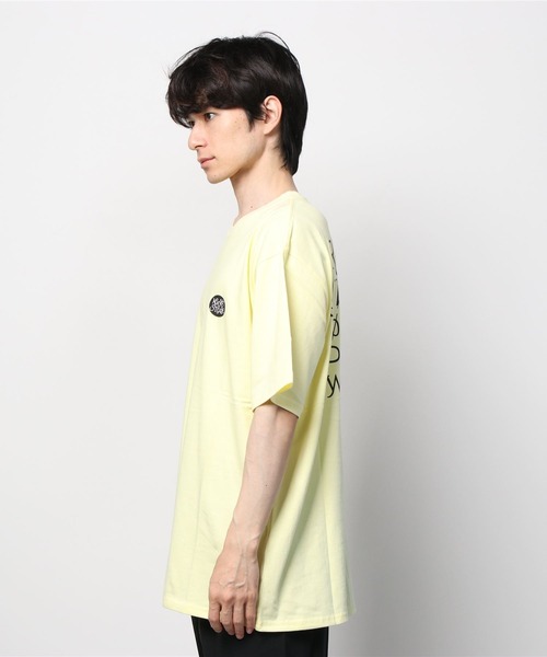 A6OVE(アヴォブ)の「GARDEN LOGO TEE(Tシャツ/カットソー・メンズ・イエロー/ブラック・M/L/XL)」の9枚目の写真