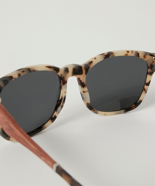 Proof Eyewear(プルーフアイウェア)の「Proof Eyewear/プルーフアイウェア SCOUT(サングラス・メンズ・ホワイト/ダークブラウン・FREE)」の19枚目の写真
