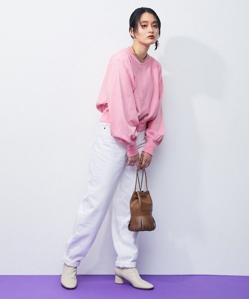 ADAM ET ROPE'（アダムエロペ）の「【ZOZO限定】クルーネックボリュームスリーブスウェット（スウェット・レディース・ライトグレー/ブラック/ピンク・38/36）」の6枚目の写真