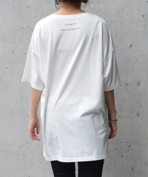 MATCH&more（マッチアンドモア）の「ロゴプリントオーバーサイズ半袖Ｔシャツ（Tシャツ/カットソー・レディース・ホワイト/ブラック/ベージュ/グレー/カーキ・FREE）」の2枚目の写真