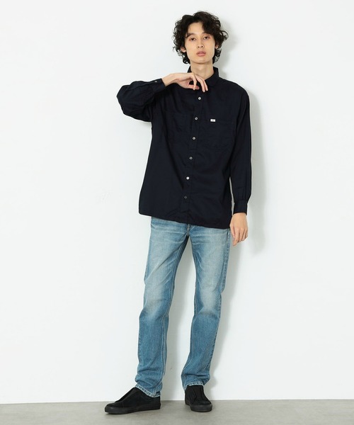 Lee(リー)の「ラウンドカラー 長袖シャツ(シャツ/ブラウス・メンズ・ホワイト/ネイビー・SMALL/MEDIUM/LARGE)」の17枚目の写真