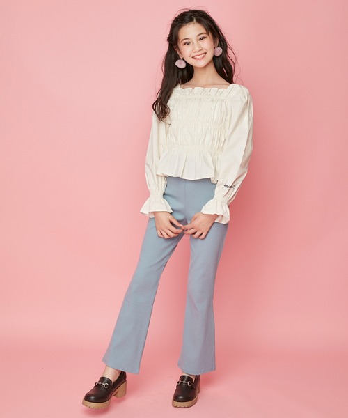 JENNI love(ジェニィラブ)の「シャーリングブラウス(シャツ/ブラウス・キッズ・ベージュ/ピンク/ブラウン・150cm/160cm/130cm/140cm)」の5枚目の写真