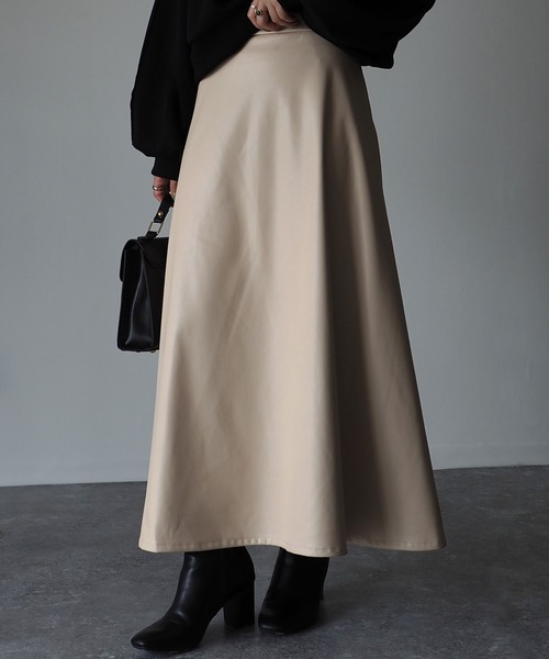 Riberry（リベリー）の「ロングフレアスカート（スカート・レディース・ブラック/アイボリー/ベージュ・MEDIUM）」の2枚目の写真