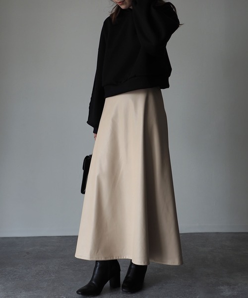 Riberry（リベリー）の「ロングフレアスカート（スカート・レディース・ブラック/アイボリー/ベージュ・MEDIUM）」の6枚目の写真