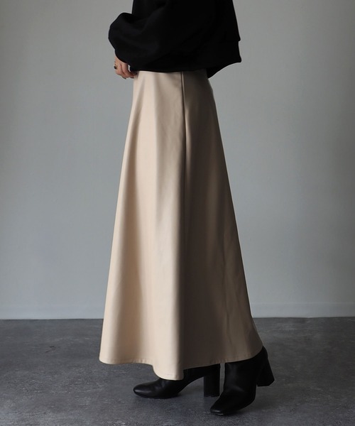 Riberry（リベリー）の「ロングフレアスカート（スカート・レディース・ブラック/アイボリー/ベージュ・MEDIUM）」の10枚目の写真