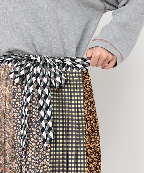 チチカカ（チチカカ）の「パッチプリーツスカート（スカート・レディース・グリーン/ブラウン・FREE）」の10枚目の写真