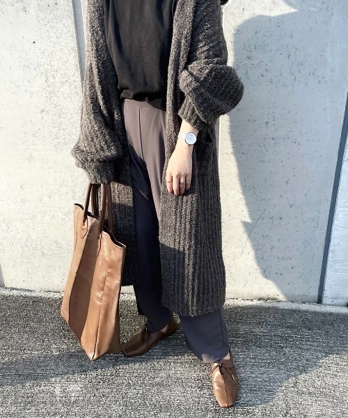 INTER FACTORY(インターファクトリー)の「ファッションインフルエンサー kally - ボリュームロングニットカーディガン made in INTER FACTORY(カーディガン/ボレロ・レディース・ダークブラウン/ベージュ・FREE)」の21枚目の写真