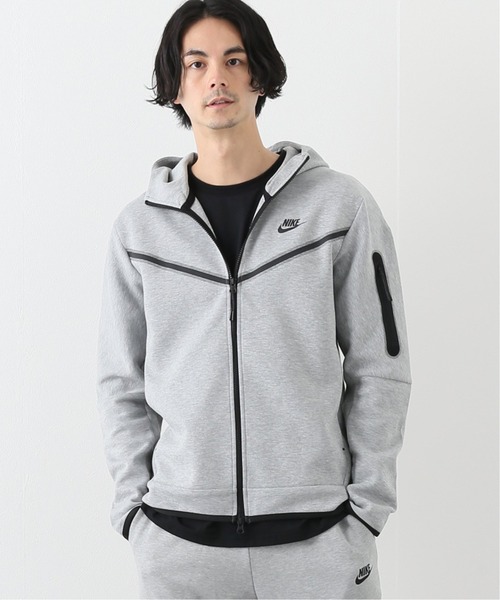 NIKE(ナイキ)の「【NIKE / ナイキ】 TECH FLEECE FULLZIP HOODIE ブルゾンパーカー(ブルゾン・メンズ・ブラック/グレー・MEDIUM/LARGE)」の2枚目の写真