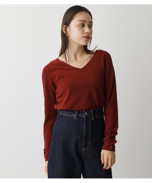 AZUL by moussy(アズールバイマウジー)の「NUDIE 2WAY V/N KNIT/ヌーディー2WAYVネックニット(ニット/セーター・レディース・ブラック/ダークグリーン/ベージュ/オフホワイト/マジェンタ・SMALL/MEDIUM/LARGE)」の8枚目の写真