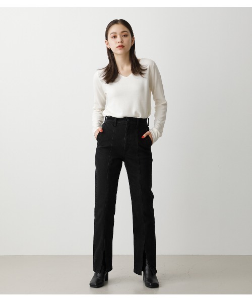 AZUL by moussy(アズールバイマウジー)の「NUDIE 2WAY V/N KNIT/ヌーディー2WAYVネックニット(ニット/セーター・レディース・ブラック/ダークグリーン/ベージュ/オフホワイト/マジェンタ・SMALL/MEDIUM/LARGE)」の11枚目の写真
