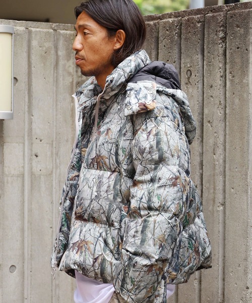 STAMPD(スタンプド)の「STAMPD/スタンプド Terrain Camo Crop Puffer Jacket ダウンジャケット カモ柄 クロップド フード取り外し可能(ダウンジャケット/コート・メンズ・カモフラージュ・M/XL/L)」の6枚目の写真