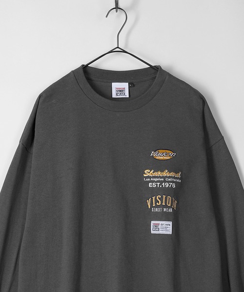 VISION STREET WEAR(ヴィジョンストリートウェア)の「【VISION STREET WEAR/ヴィジョンストリートウェア】ブランドロゴワッペン刺繍 スウェット(スウェット・メンズ・ホワイト/チャコールグレー/ブルーグレー/マルチ・M/L/XL)」の3枚目の写真