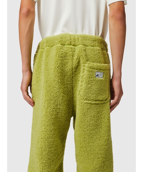 DIESEL(ディーゼル)の「ユニセックス パンツ スウェットパンツ リラックス フェイクファー(その他パンツ・メンズ・ブラック/ライム・MEDIUM/X-LARGE/XX-LARGE/LARGE/SMALL/X-SMALL)」の13枚目の写真