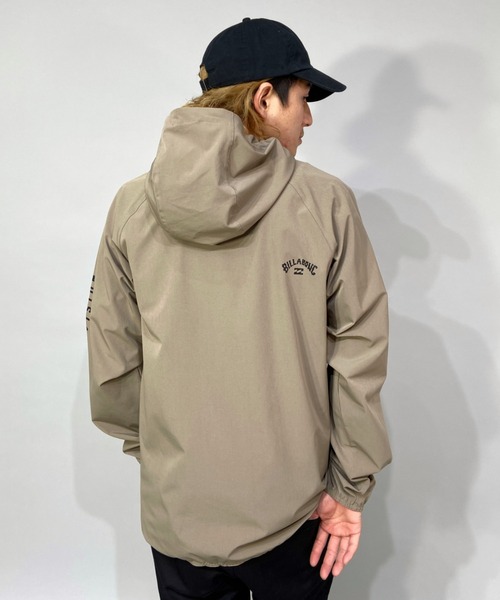 BILLABONG(ビラボン)の「BILLABONG/ビラボン 撥水 スリーブロゴジャケット / セットアップ対応 BC011-750(ナイロンジャケット・メンズ・ブラウン/ブラック・M/L)」の4枚目の写真