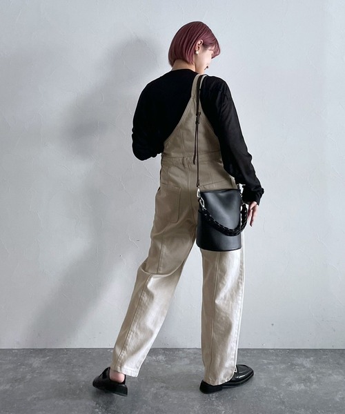 PAGEBOY(ページボーイ)の「ワンショルオーバーオール(サロペット/オーバーオール・レディース・ブラック/グレイッシュベージュ・FREE)」の3枚目の写真