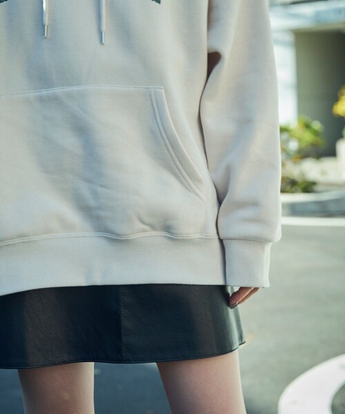 PUBLUX（パブリュクス）の「▽【PUBLUX/パブリュクス】 サガラ刺繍フーディースウェットパーカー（パーカー・レディース・アイボリー/スミクロ/グレー/グリーン・ﾌﾘ-）」の14枚目の写真