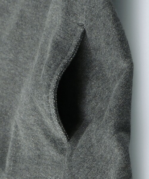 BRANSHES(ブランシェス)の「フレアデザインワンピース(ワンピース・キッズ・カーキ/チャコールグレー・110/100/150/120/140/130/90)」の16枚目の写真