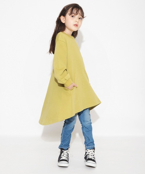 BRANSHES(ブランシェス)の「フレアデザインワンピース(ワンピース・キッズ・カーキ/チャコールグレー・110/100/150/120/140/130/90)」の2枚目の写真