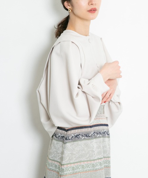 KBF（ケイビーエフ）の「ボリュームスリーブライトブルゾン（ブルゾン・レディース・アイボリー/ライトカーキ/ブルー系その他・ONE）」の7枚目の写真