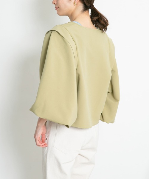 KBF（ケイビーエフ）の「ボリュームスリーブライトブルゾン（ブルゾン・レディース・アイボリー/ライトカーキ/ブルー系その他・ONE）」の20枚目の写真