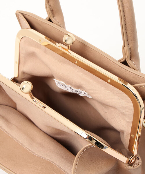 axes femme（アクシーズファム）の「ゴブラン柄がま口ＢＡＧ（ショルダーバッグ・レディース・ベージュ/グリーン・MEDIUM）」の5枚目の写真