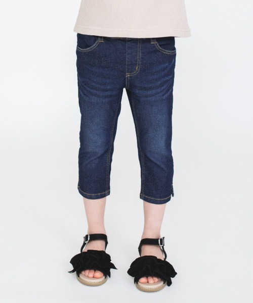 BRANSHES（ブランシェス）の「プレミアムストレッチデニムカプリパンツ（その他パンツ・キッズ・ネイビー/ブルー/アイボリー・100/110/120/130/140/150/90）」の2枚目の写真