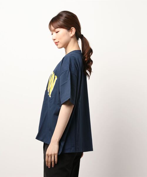 HONEYSUCKLE ROSE（ハニーサックルローズ）の「【HONEYSUCKLE ROSE】ビッグロゴプリントＴ（Tシャツ/カットソー・レディース・ホワイト/ネイビー/グリーン・M/L）」の4枚目の写真