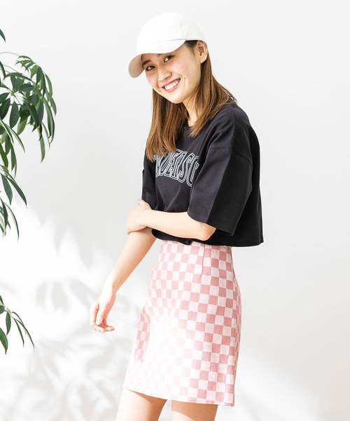 HEYUMM(ヘユム)の「カレッジロゴクロップドTシャツ(Tシャツ/カットソー・レディース・ブラック/イエロー/オフホワイト・ONE)」の13枚目の写真