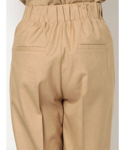 ELENDEEK（エレンディーク）の「ハイウエストテーパードパンツ【セットアップ対応可能】（その他パンツ・レディース・ベージュ/ネイビー/イエロー/ライトベージュ・01/02）」の15枚目の写真