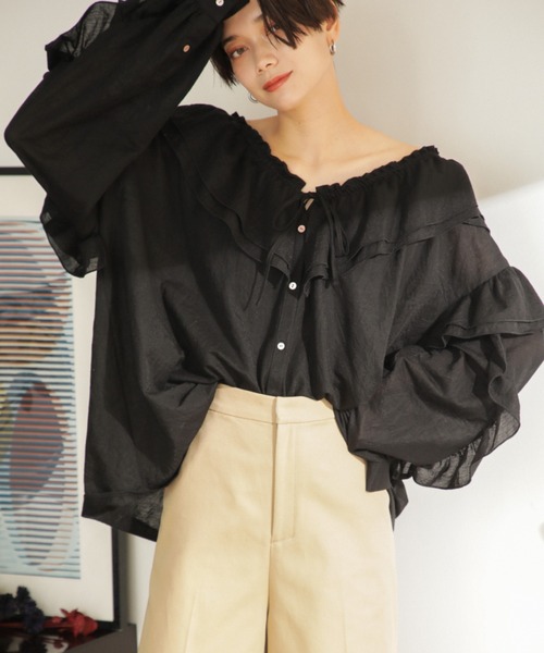 mici（ミチ）の「(mici)フリルシャツ（シャツ/ブラウス・レディース・ブラウン/オレンジ/ブラック・ONE SIZE/FREE）」の2枚目の写真