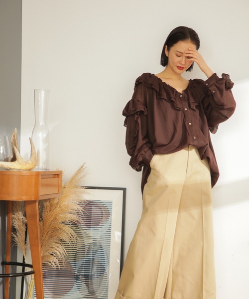 mici（ミチ）の「(mici)フリルシャツ（シャツ/ブラウス・レディース・ブラウン/オレンジ/ブラック・ONE SIZE/FREE）」の8枚目の写真